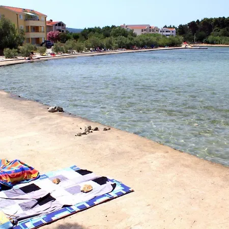 Den - 100 M From Sea Apartament