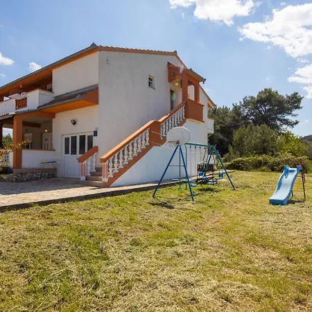Appartamento Den - 100 M From Sea Pašman