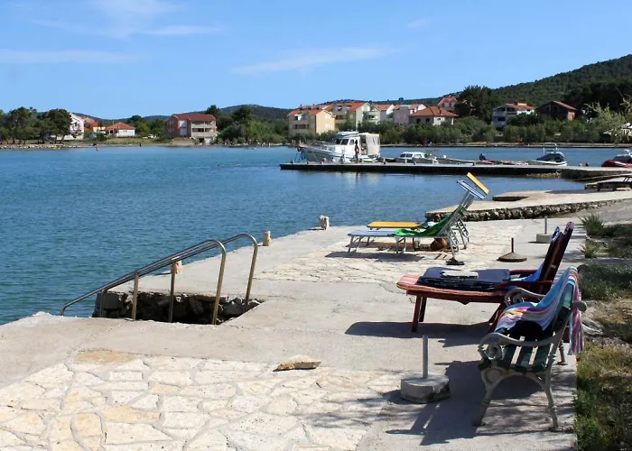 Διαμέρισμα Den