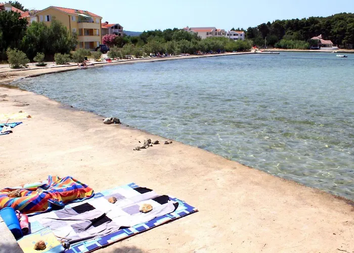 Den Διαμέρισμα